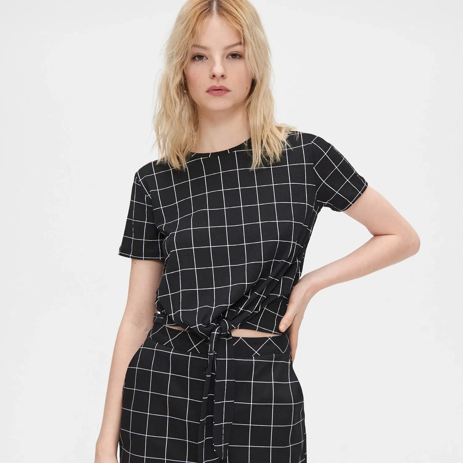 Cropp - Bluză cu cordon - Negru