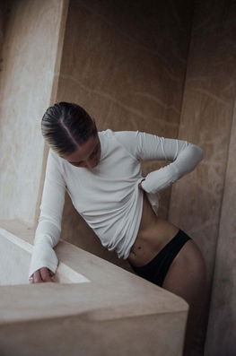 MUUV. Longsleeve Femei, Culoarea Alb Dama, Cu Elastan