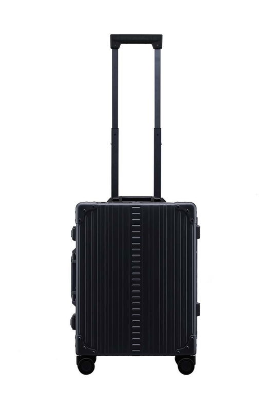 On Culoarea Negru, A2155240 ALEON