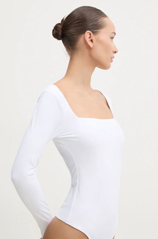 4632 Abercrombie & Fitch Bej