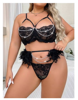SET 3 Piese lenjerie sexy, cu flori si portjartier - Negru