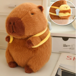 Jucarie de plus Capybara, cu rucsac in forma de albina, 35 cm