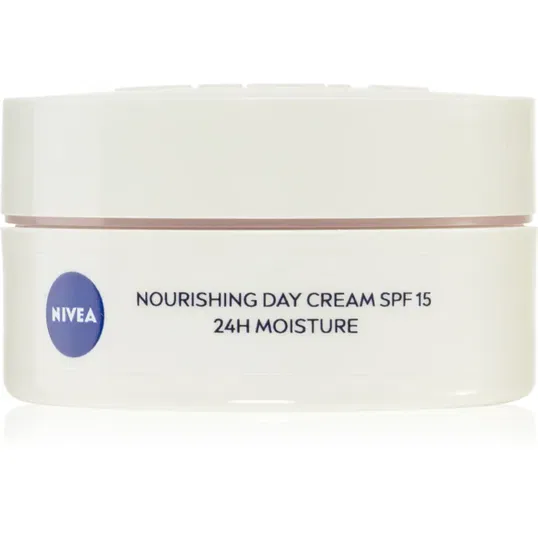 NIVEA 24 h Moisture crema de zi hranitoare SPF 15 50 ml